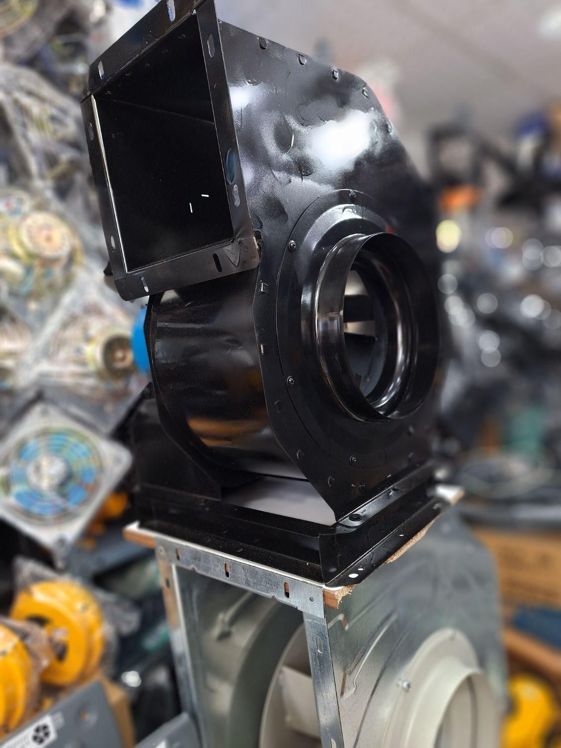 سانتریفیوژ فن asli هواکش مکش ۳۰ متر حلزونی|پنکه و تصفیه‌کنندهٔ هوا|اصفهان, برازنده|دیوار