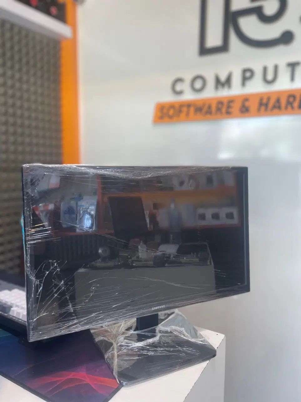 مانیتور HDMI دار 19 اینچ LED|قطعات و لوازم جانبی رایانه|مشهد, ادیب نیشابوری (شهرک غرب)|دیوار