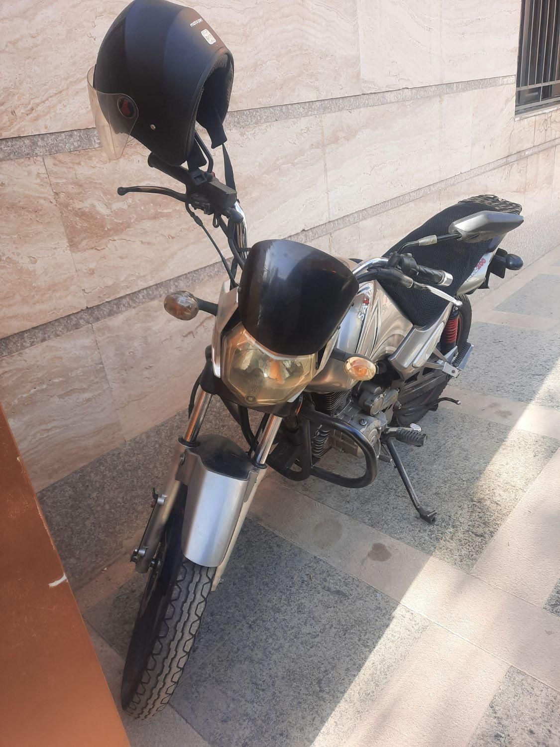 فروش موتور سیکلت ساوین ۲۰۰ معاوضه با هوندا|موتورسیکلت|کرج, شعبان‌آباد|دیوار