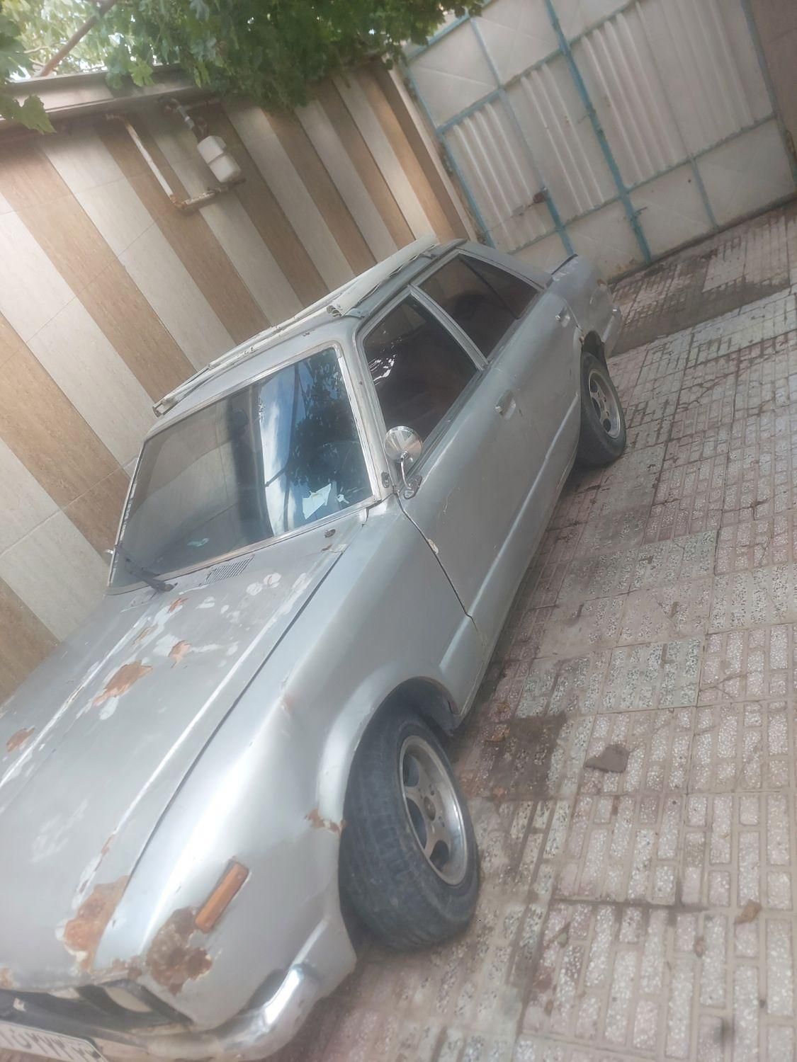 خودرو تویوتا کارینا|خودرو سواری و وانت|سمیرم, |دیوار