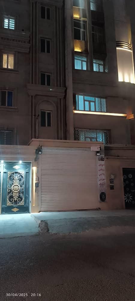 فروش مغازه ۲۴ متری در نادری با پارکینگ ۱۸متر|فروش مغازه و غرفه|اهواز, نادری|دیوار