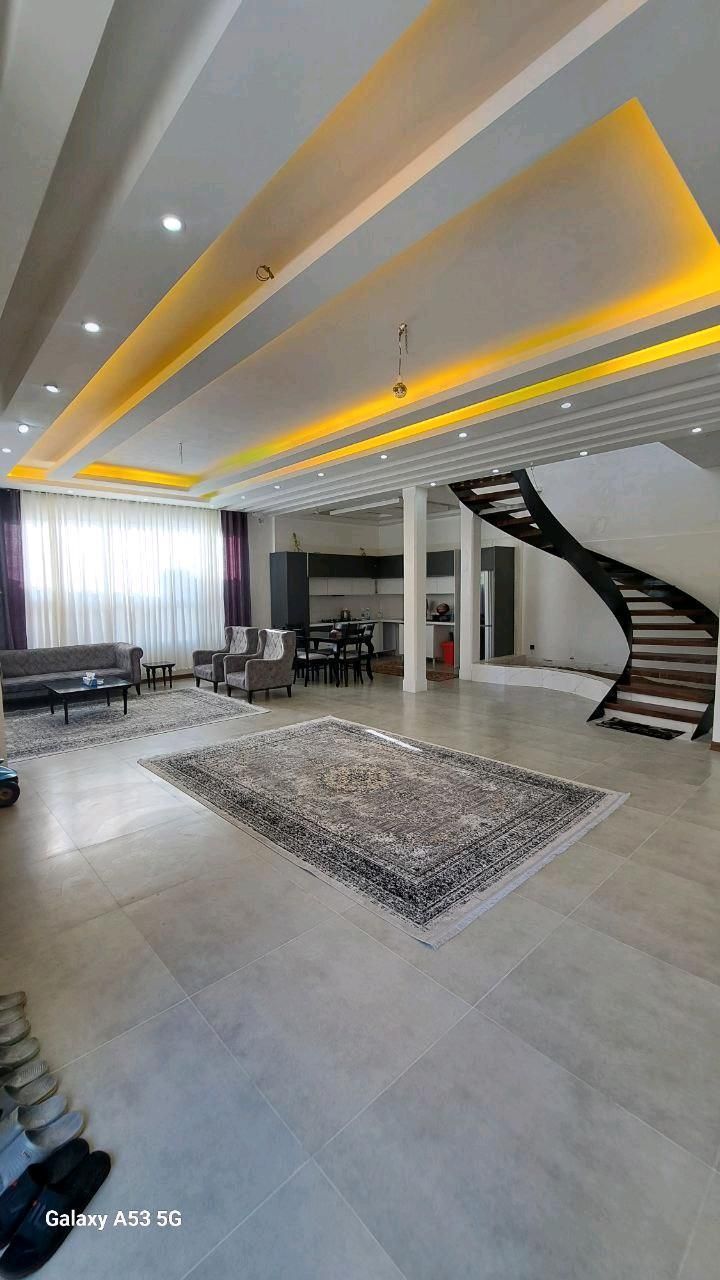 ویلای تریبلکس 400 متر 300بنا در مهرآباد رودهن|فروش خانه و ویلا|رودهن, |دیوار