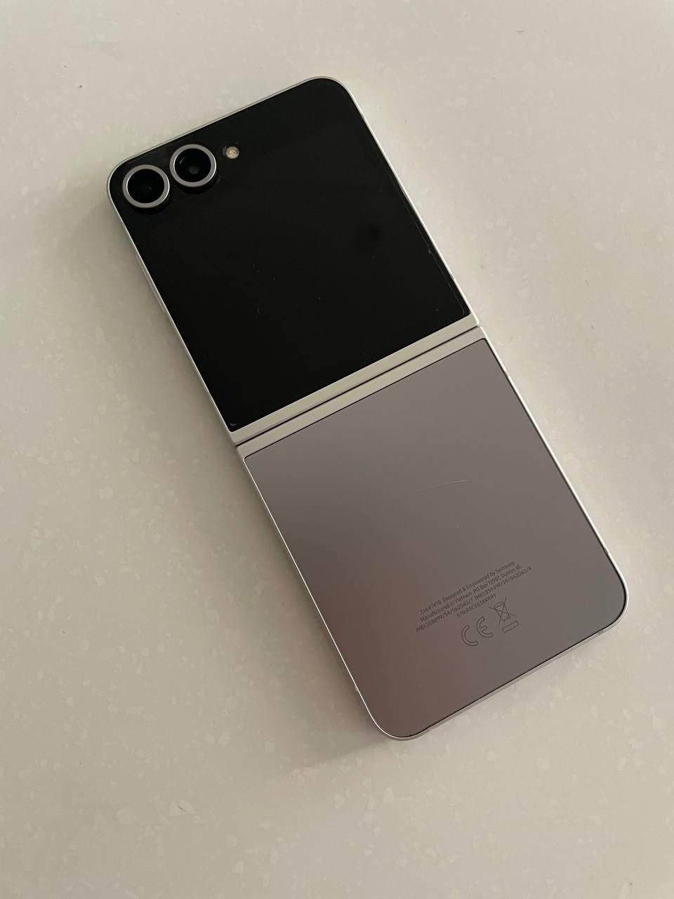 سامسونگ Galaxy Z Flip6 با حافظهٔ ۲۵۶ گیگابایت|موبایل|تهران, تجریش|دیوار