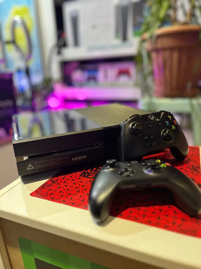 Xbox one دو دسته|کنسول، بازی ویدئویی و آنلاین|تهران, صادقیه|دیوار