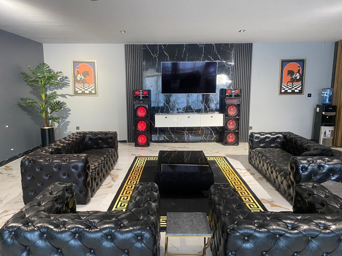 اجاره روزانه ویلا ۳خوابه استخر دار در مهرابادرودهن|اجارهٔ کوتاه‌مدت ویلا و باغ|رودهن, |دیوار