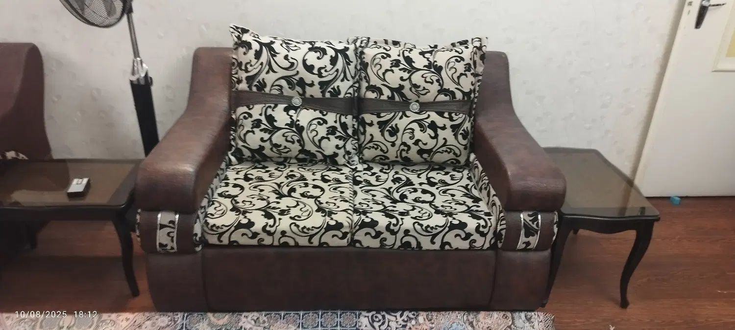 سرویس ۱۰ نفره مبلمان چرمی و نهار خوری سلطنتی|مبلمان خانگی و میز عسلی|فولادشهر, A2|دیوار