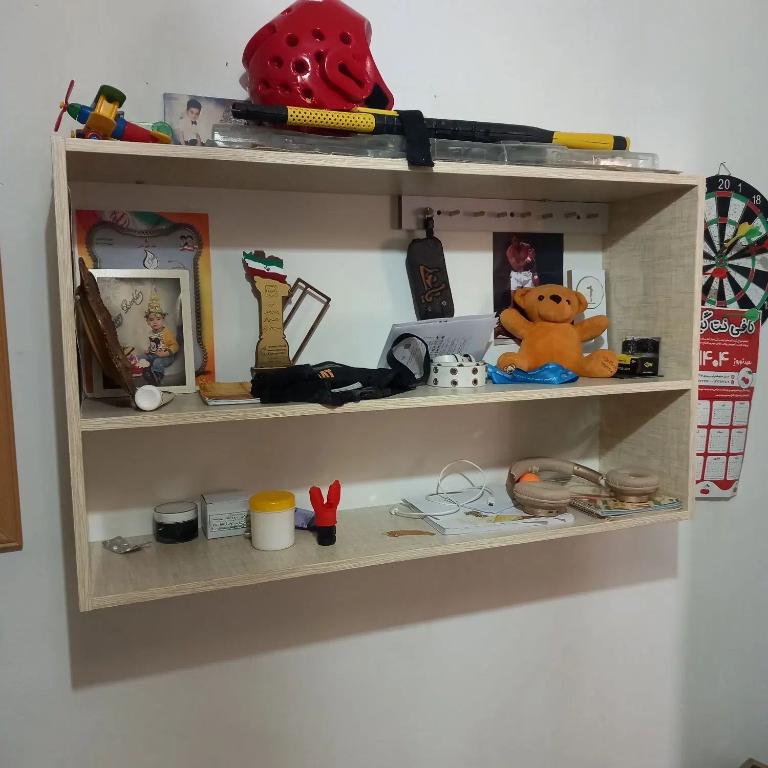 کتابخانه ام دی اف|کتابخانه، شلف، قفسه‌های دیواری|رشت, معلولین|دیوار