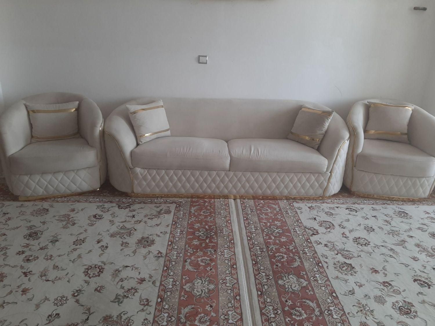 وسایل منزل|مبلمان خانگی و میز عسلی|کرمانشاه, |دیوار