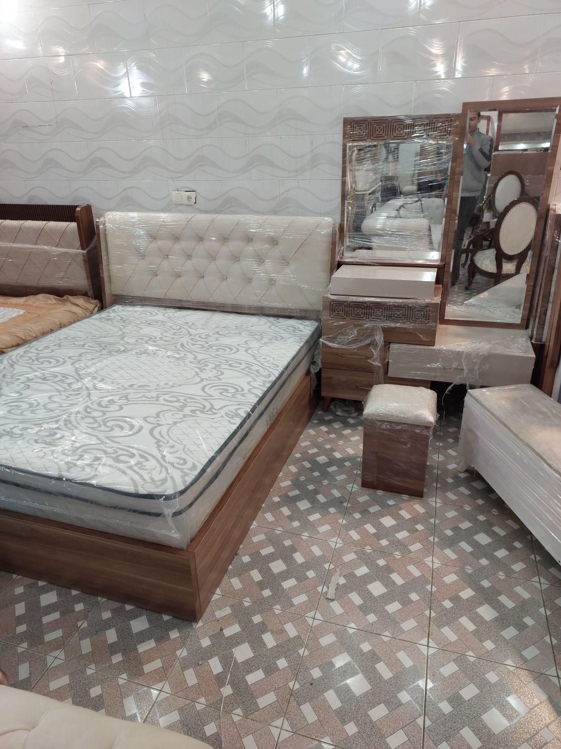 سرویس خواب هایکلاس۱۶۰|تخت و سرویس خواب|مرند, |دیوار