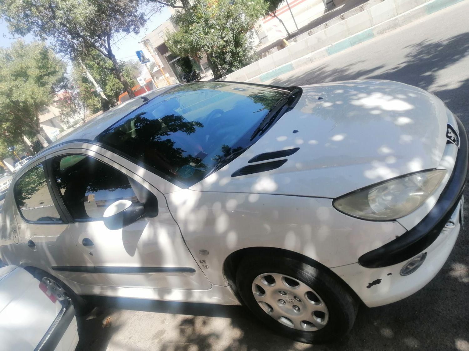 پژو 206 SD V8، مدل ۱۳۸۷|خودرو سواری و وانت|شیراز, جوادیه|دیوار