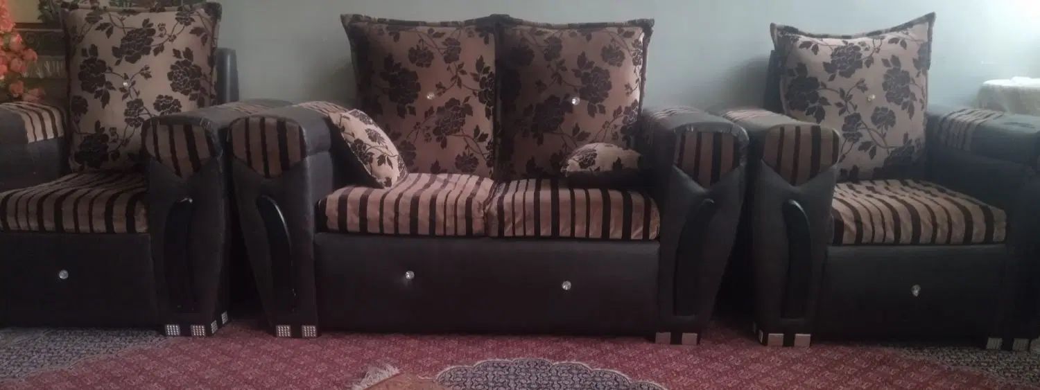 مبل ۷ نفره راحتی|مبلمان خانگی و میز عسلی|اراک, |دیوار