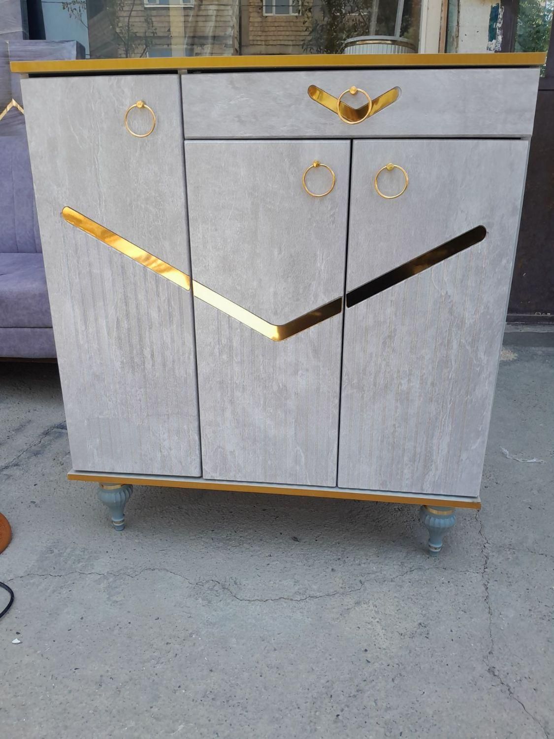 جاکفشی سه درب|جاکفشی، کمد، دراور|پرند, فاز ۱|دیوار