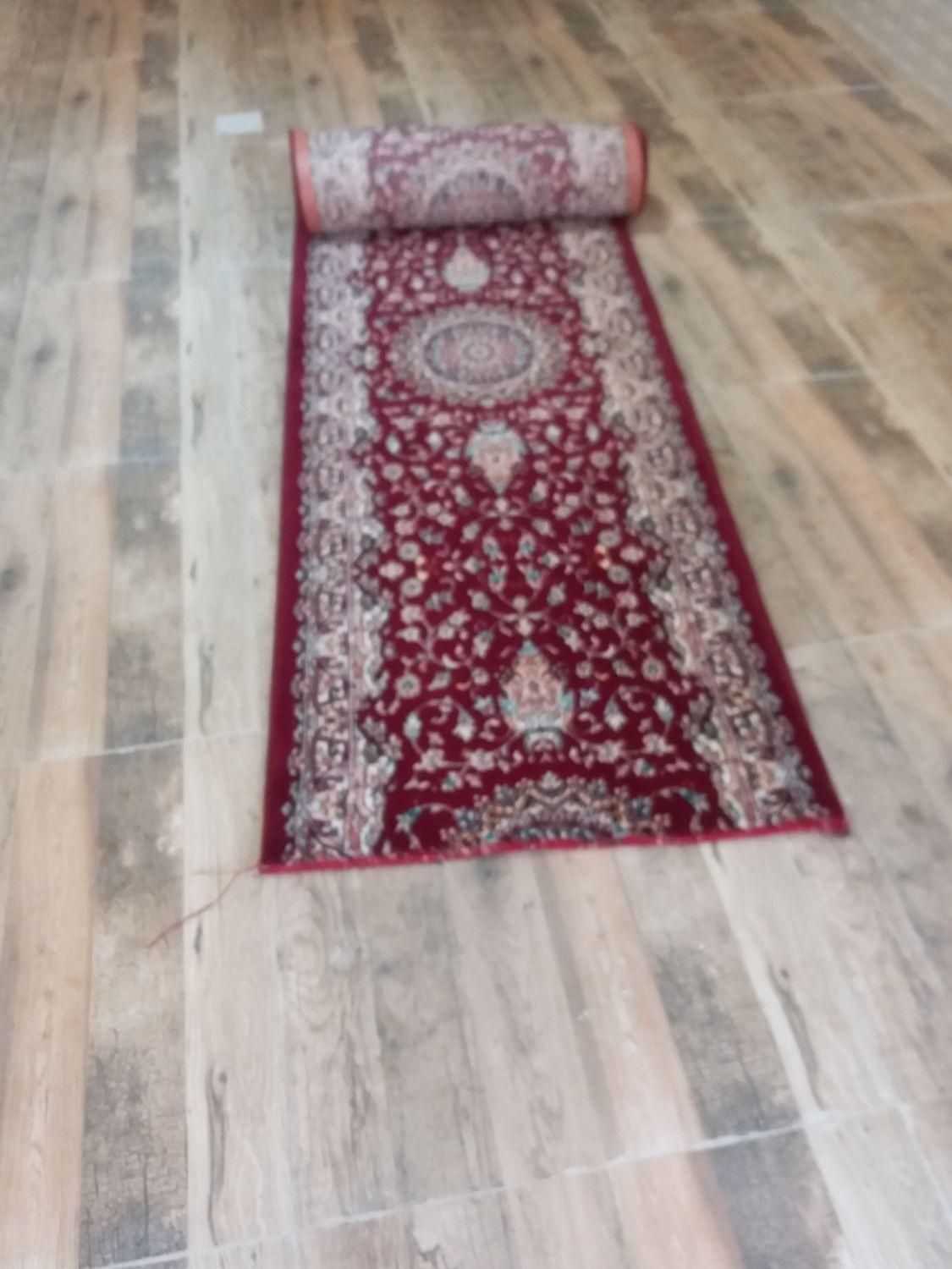 ۱عددکناره فرش به فروش میرسد|فرش|بروجرد, |دیوار