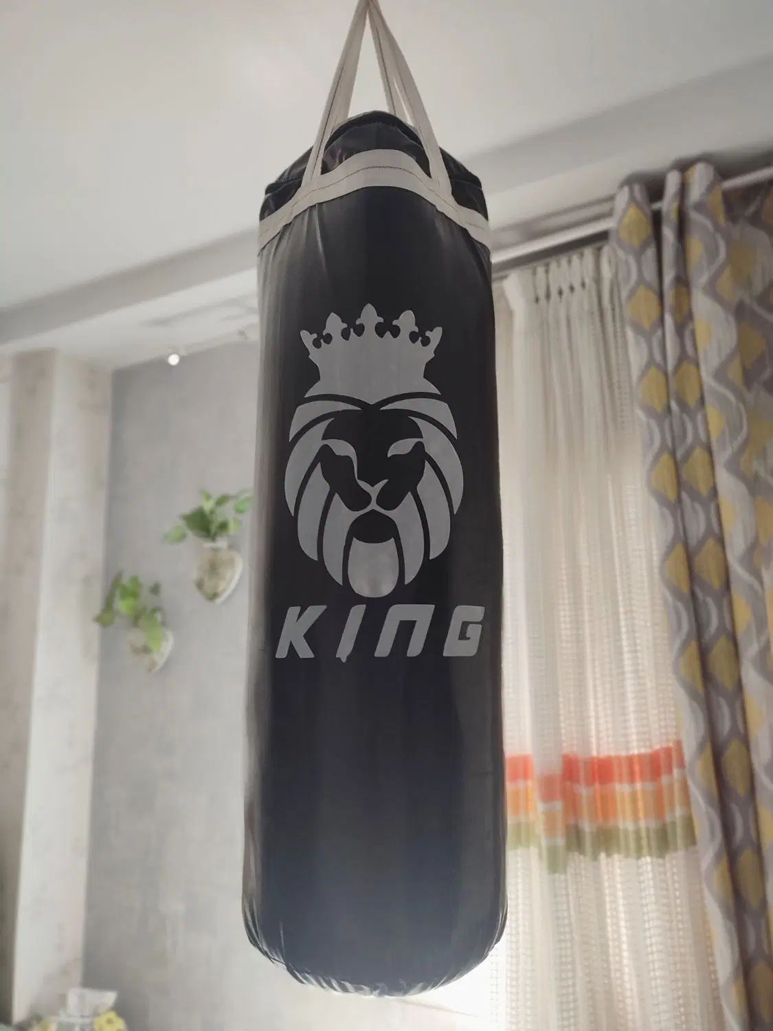 کیسه بوکس king در شرایط عالی|تجهیزات ورزشی|تهران, بروجردی|دیوار