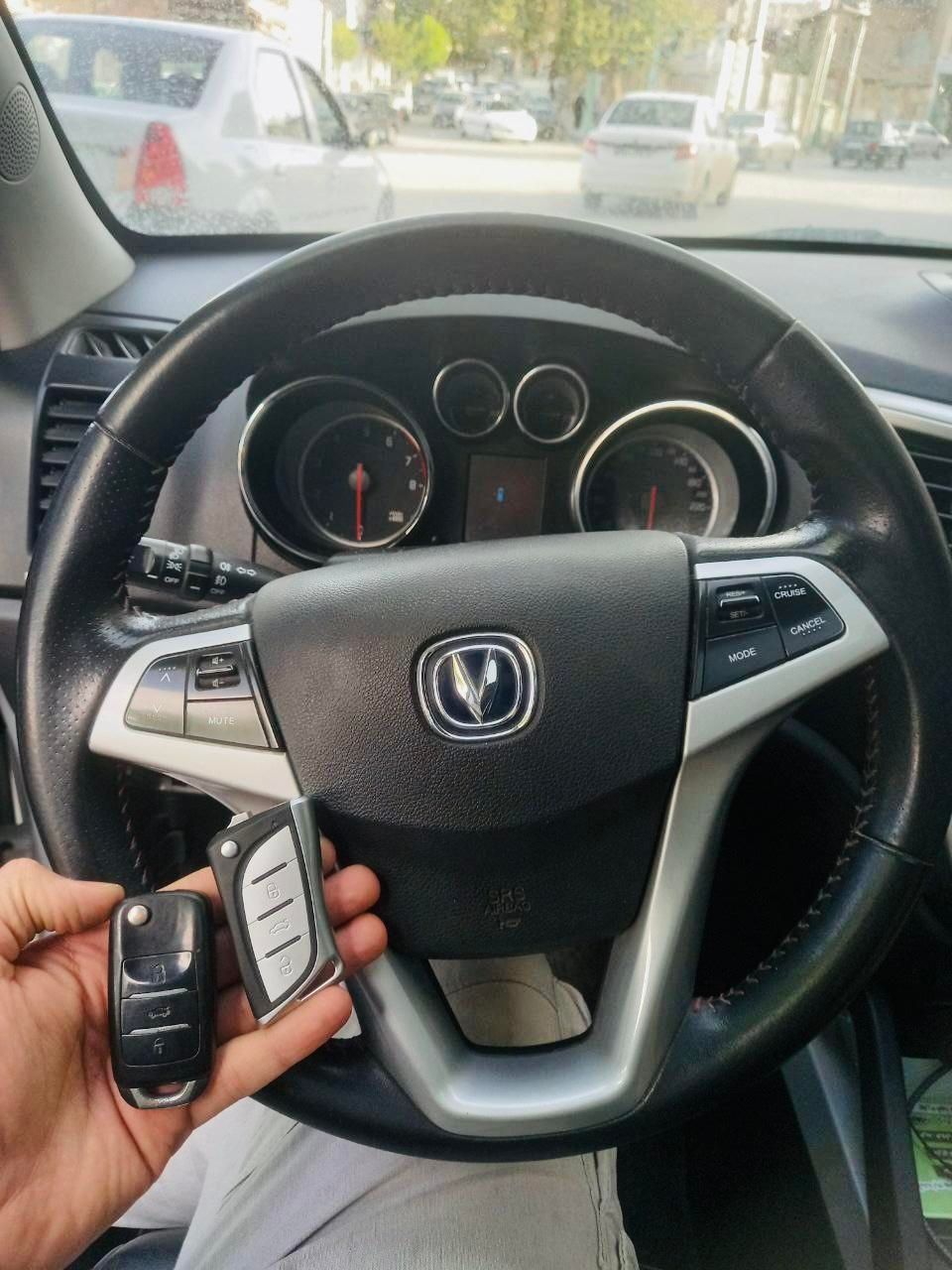 کلید سازی متخصص در ساخت ریموتای کیلس و کلیدی خارجی|خدمات پیشه و مهارت|کرمانشاه, |دیوار