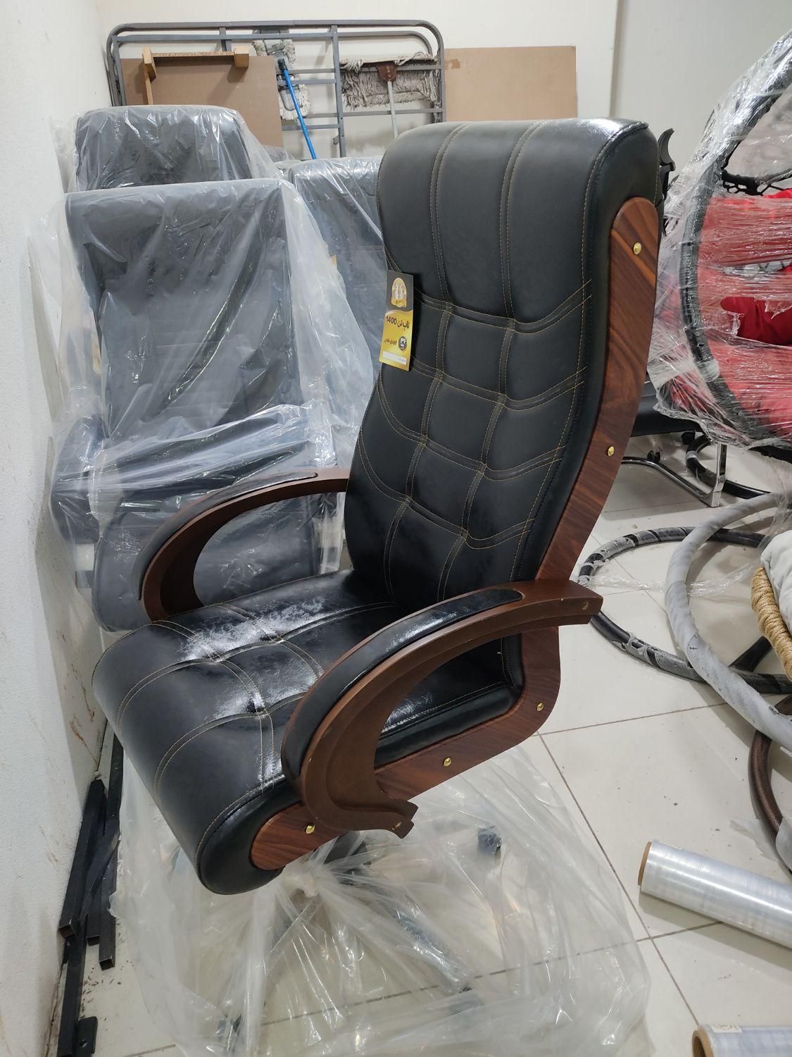 صندلی مدیرت، اداری /کد 088|مبلمان اداری|قشم, |دیوار