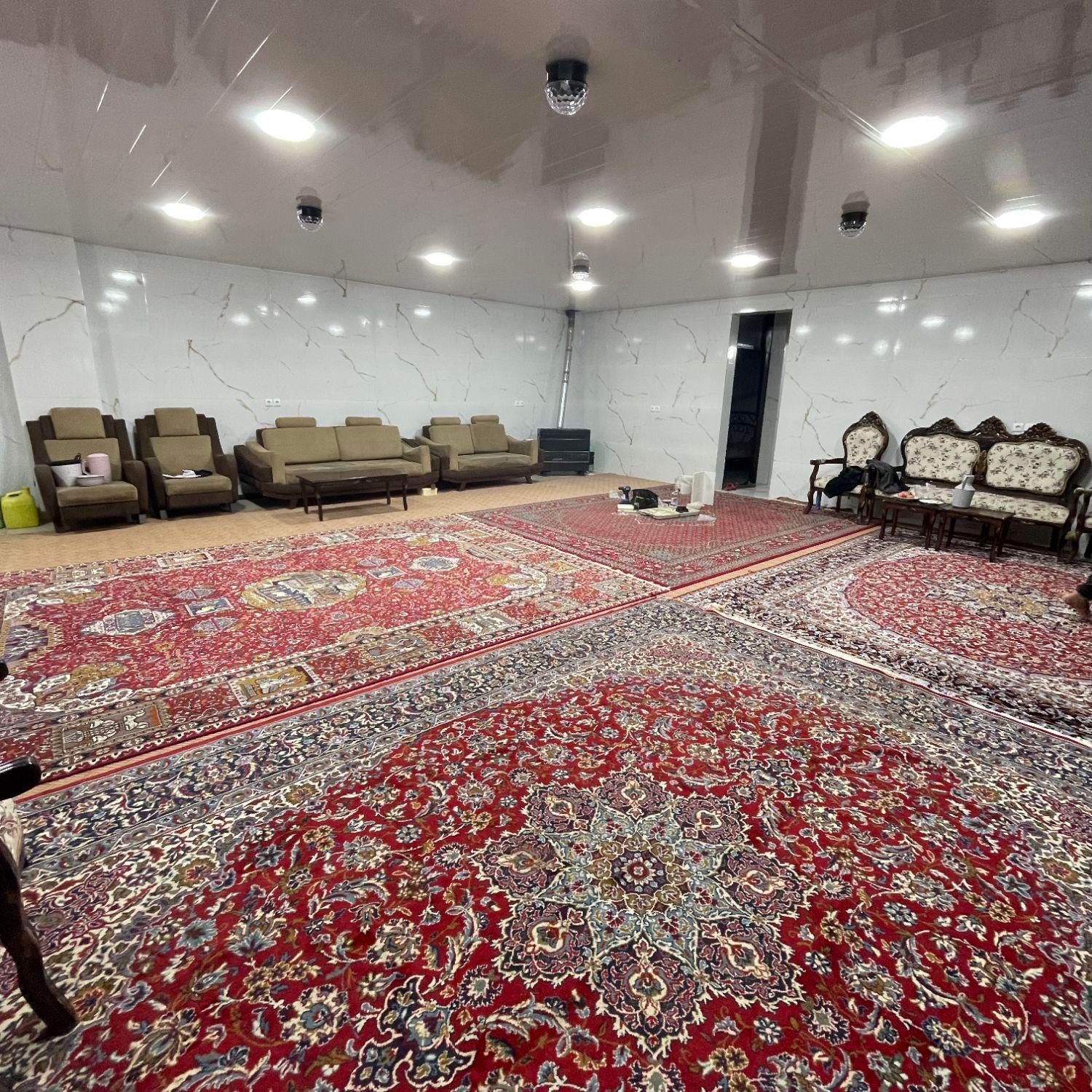 اجاره استخر سرپوشیده ابگرم سالن بزرگ مبارکه|اجارهٔ کوتاهمدت ویلا و باغ|فولادشهر, |دیوار