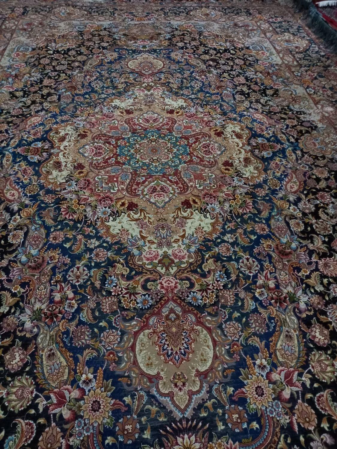 فرشهای دستباف شما رو خریداریم،رضا ملک زاده|فرش|آذرشهر, |دیوار