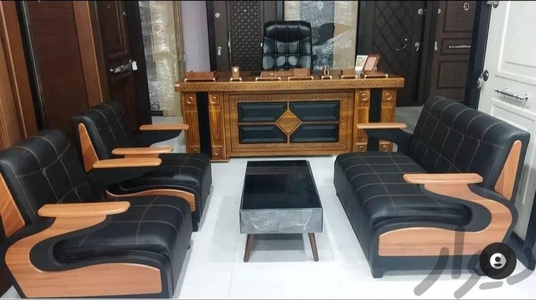 میز مدیریت پایه خرچنگی/مبلمان چرم/صندلی چرخدار|دفتر کار|کرمانشاه, |دیوار