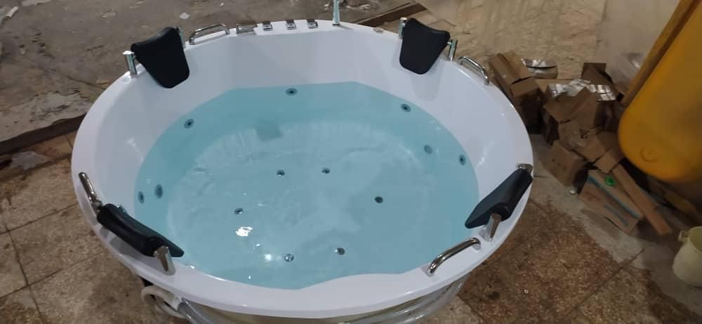 وان جکوزی چهار نفره|لوازم حمام|آمل, |دیوار