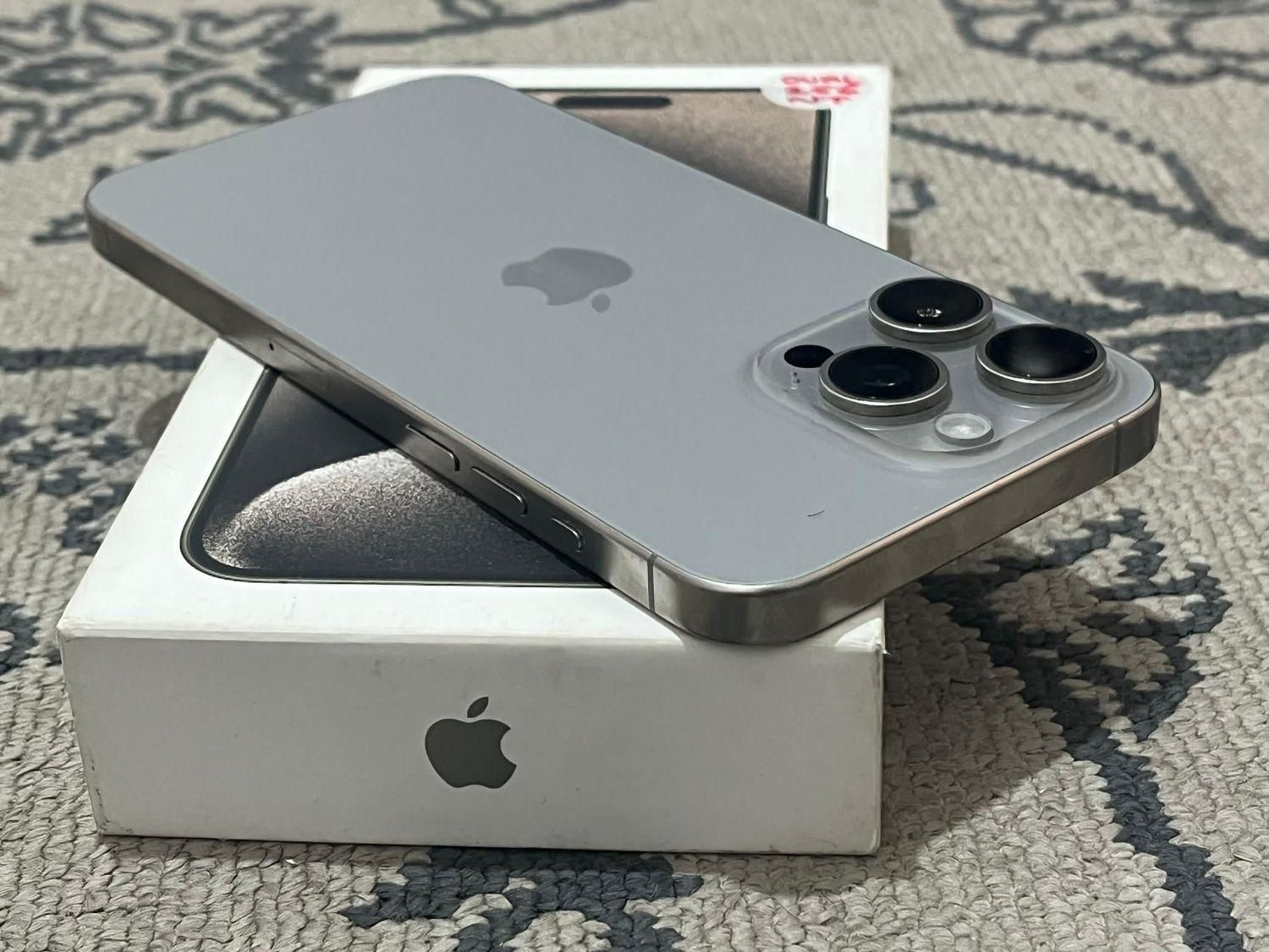 اپل iPhone 15 Pro Max با حافظهٔ ۲۵۶ گیگابایت|موبایل|میناب, |دیوار