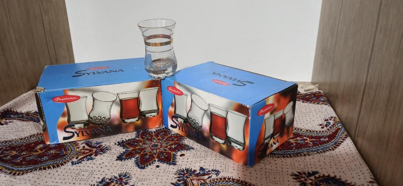 استکان شربت خوری پاشاباغچه کاسه دیس سالادخوری|ظروف سرو و پذیرایی|اصفهان, احمدآباد|دیوار