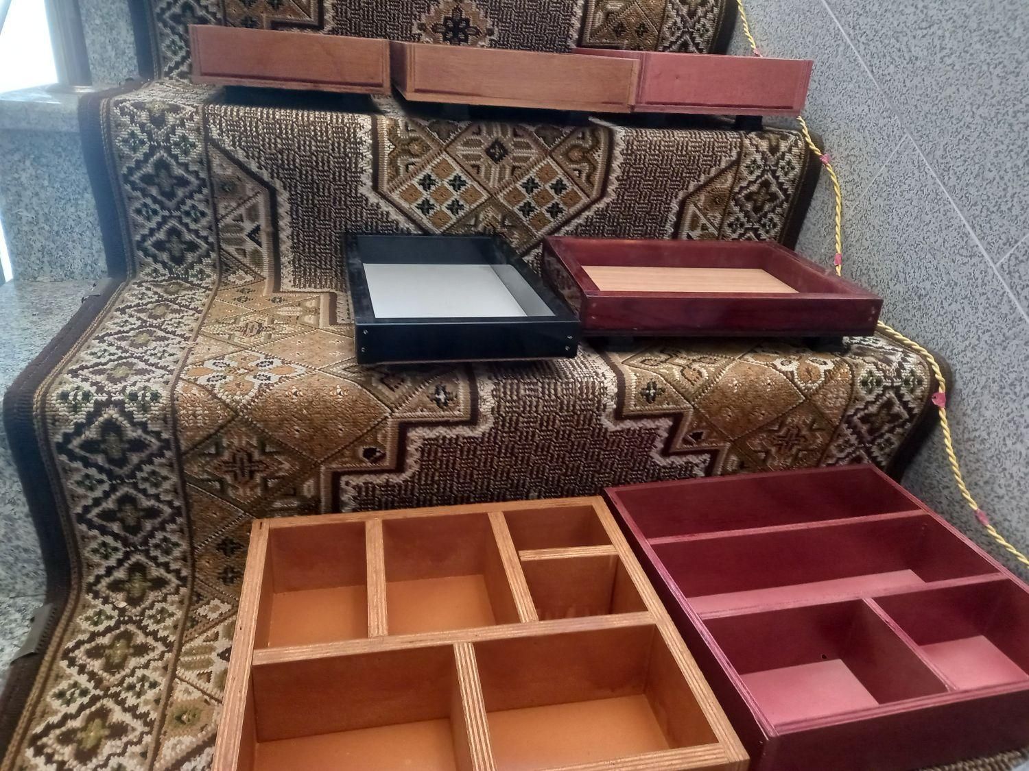 نظم دهنده وسایل اشپزخانه وارایشی واستندبرای  گل|صنایع دستی و سایر لوازم تزئینی|پیر بکران, |دیوار
