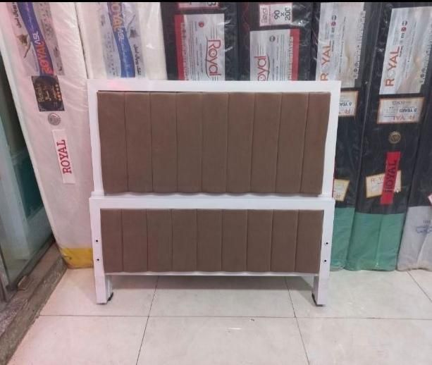 تخت خواب یک نفره حاجی پور(تختخواب۱یکنفره)تشک مهوین|تخت و سرویس خواب|مشهد, حسینآباد|دیوار