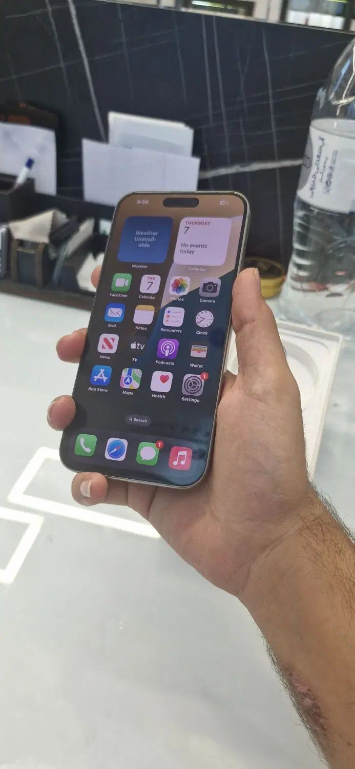 iPhone 15 Pro Max  در حد نو باطری ۹۷٪|موبایل|اصفهان, گلزار|دیوار