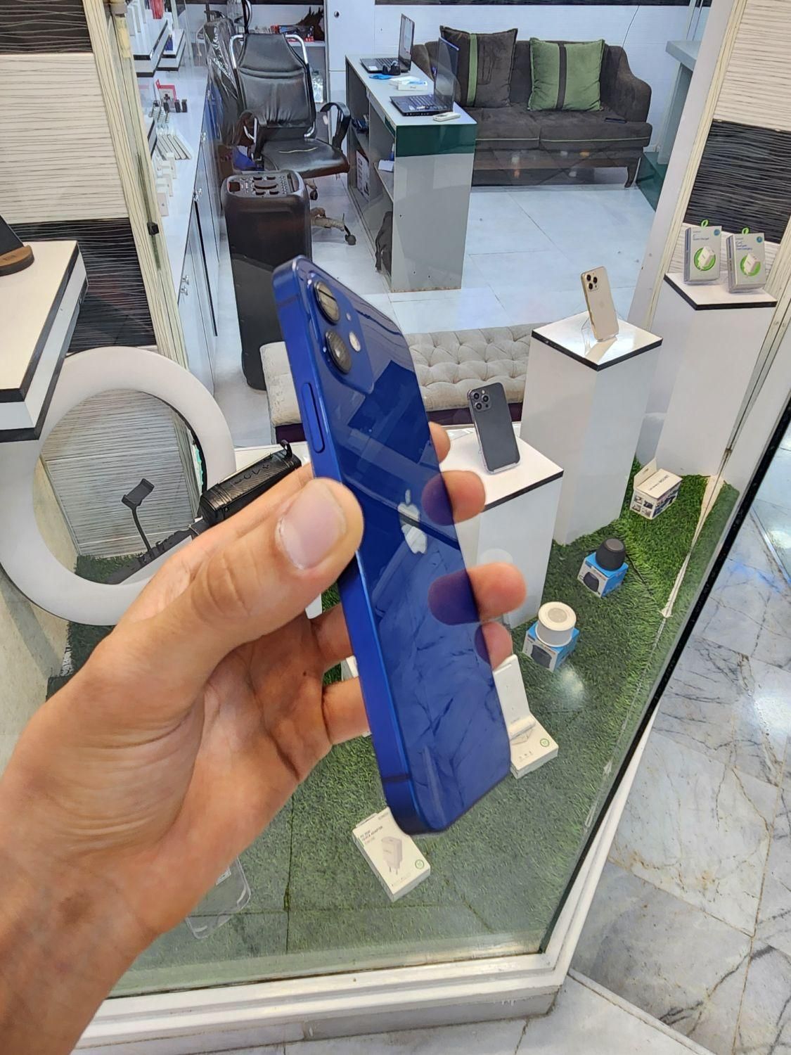 اپل iPhone 12 با حافظهٔ ۱۲۸ گیگابایت|موبایل|اصفهان, باغ زرشک|دیوار