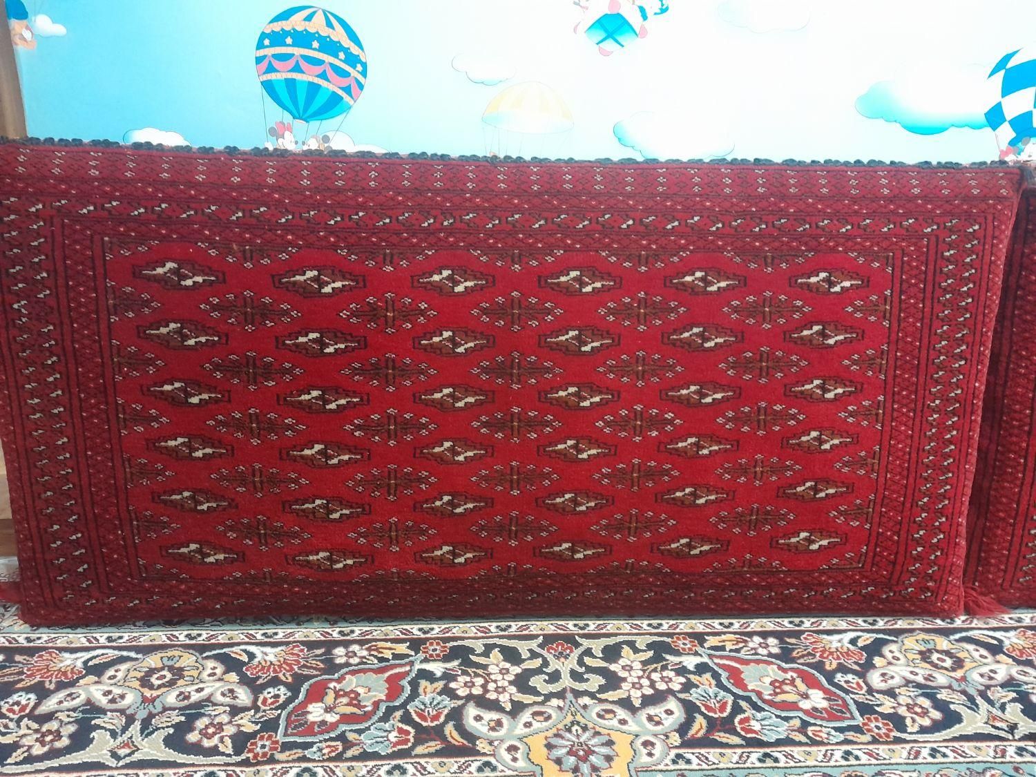 دو جفت پشتی دستباف در حد نو|پشتی|آمل, |دیوار