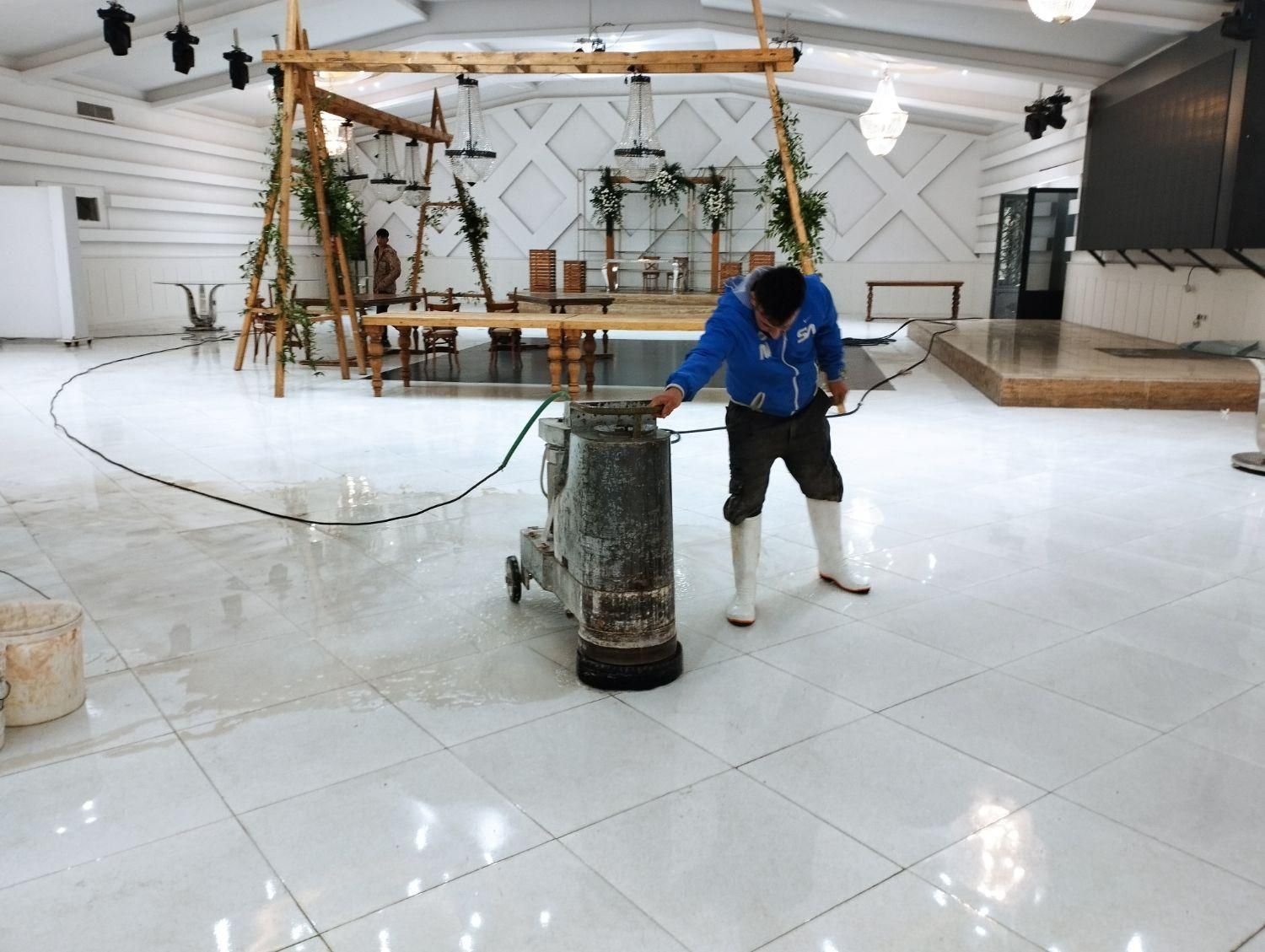 کفساب کفسابی کف ساب سنگ پارکینگ سابزن موزاییک میز|خدمات نظافت|تهران, سهروردی|دیوار