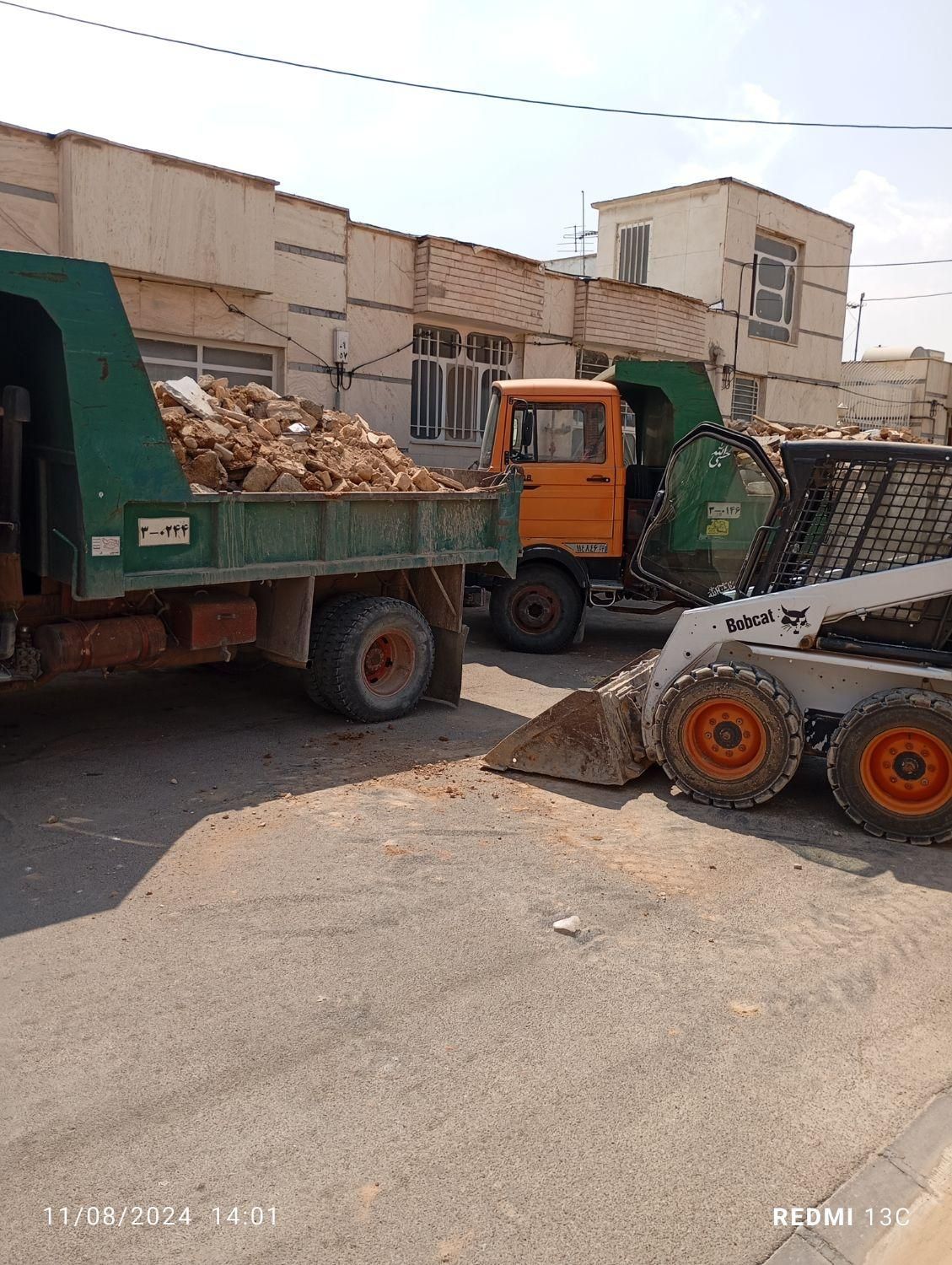 حمل نخاله بابکت خاورکمپرسی ناخاله ماسه شسته کل شهر|خدمات حمل و نقل|شیراز, پانصد دستگاه ارتش|دیوار