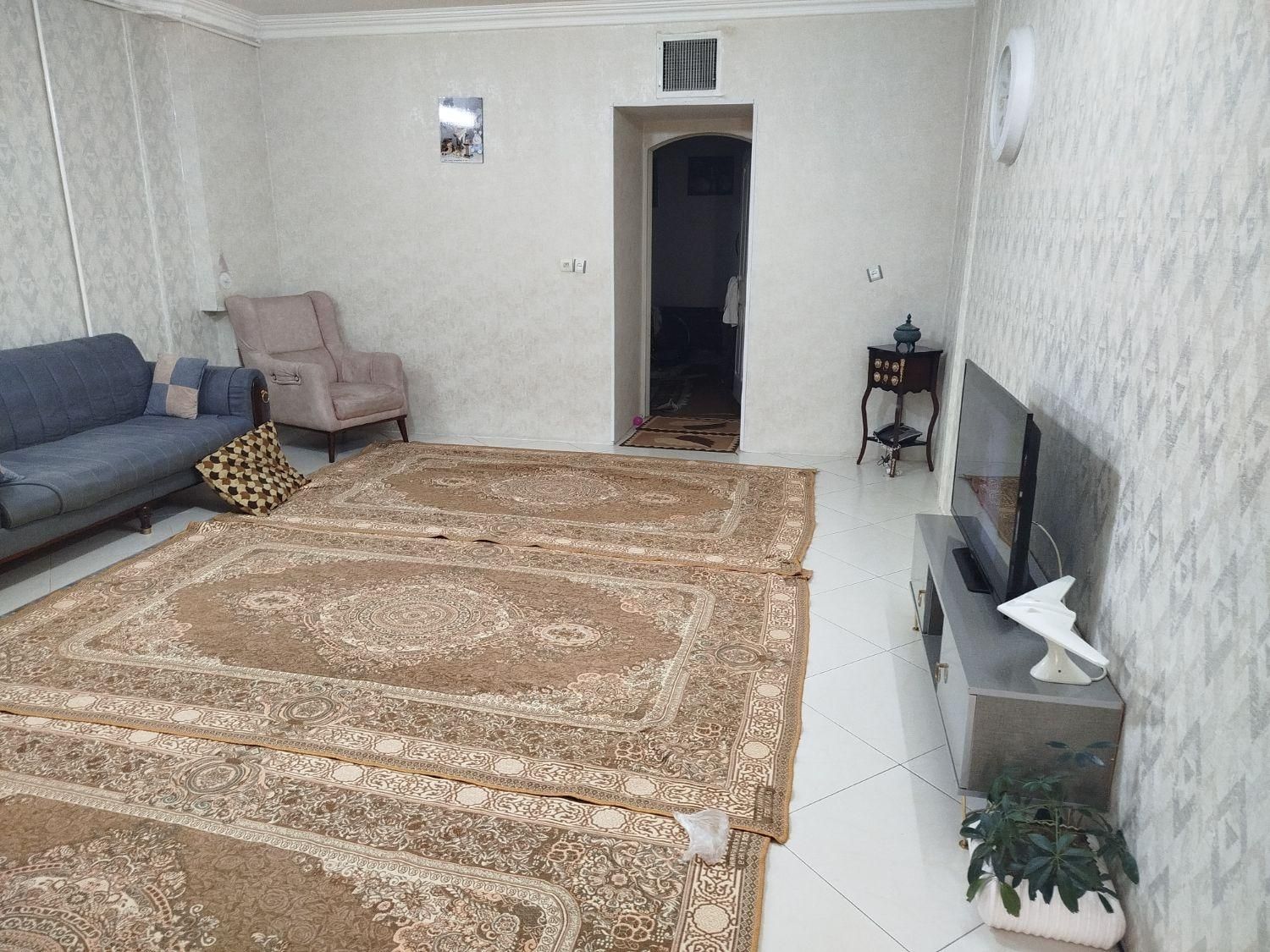 با سلام خدمت دوستان خونه فروشی|فروش آپارتمان|مشهد, شهرک امام هادی (شهرک غرب)|دیوار