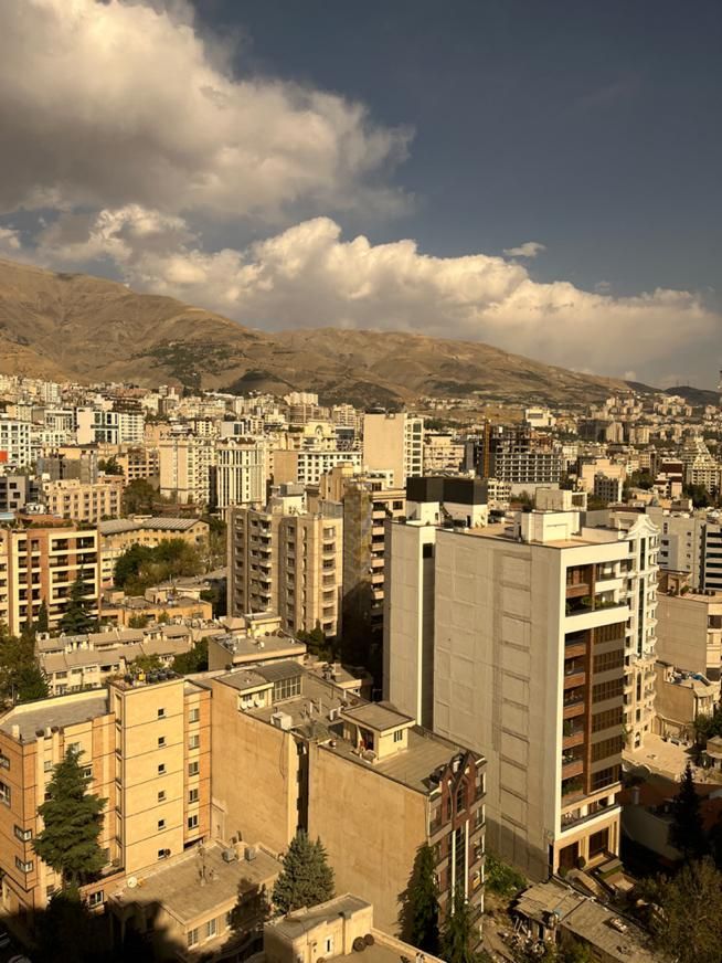 فروش دفترکار خاص و  تک‌واحد ۳۰۰ متری در پاسداران|فروش دفتر کار، اتاق اداری، مطب|تهران, پاسداران|دیوار
