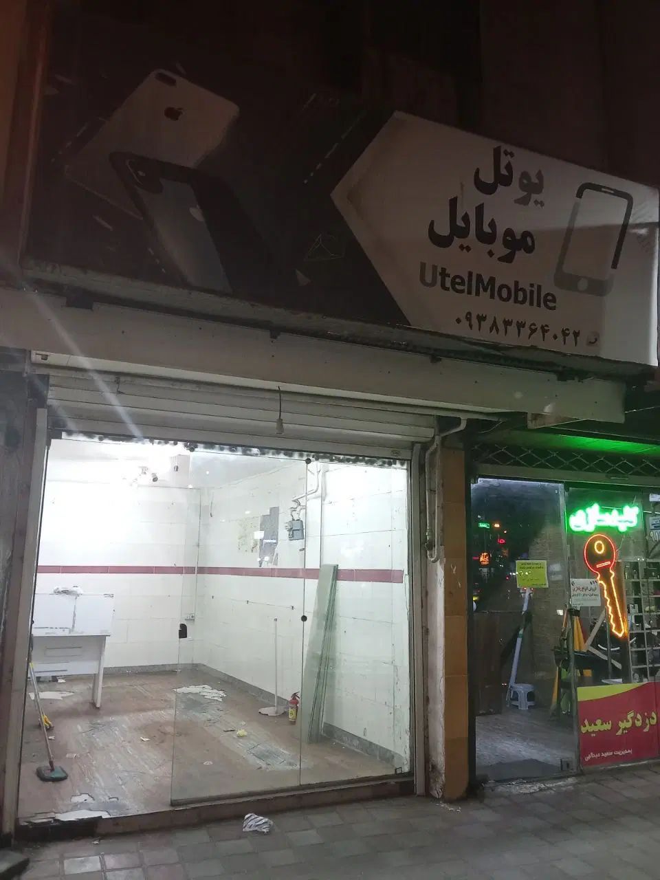 اجاره مغازه زیره پل گاز۲۳متر ۳۰۰ماهی۱۵ قابل تبدیل|اجارهٔ مغازه و غرفه|رشت, نظری|دیوار