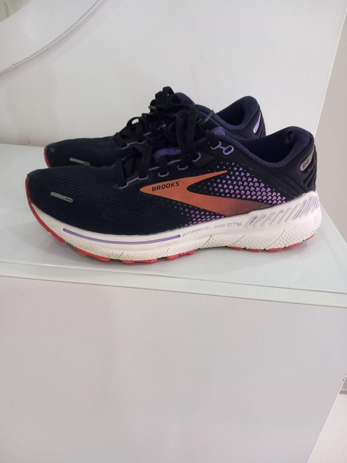 کتونی پسرانه مارک بروکس دارای دو کفی طبی|کفش و لباس بچه|رشت, گلسار|دیوار