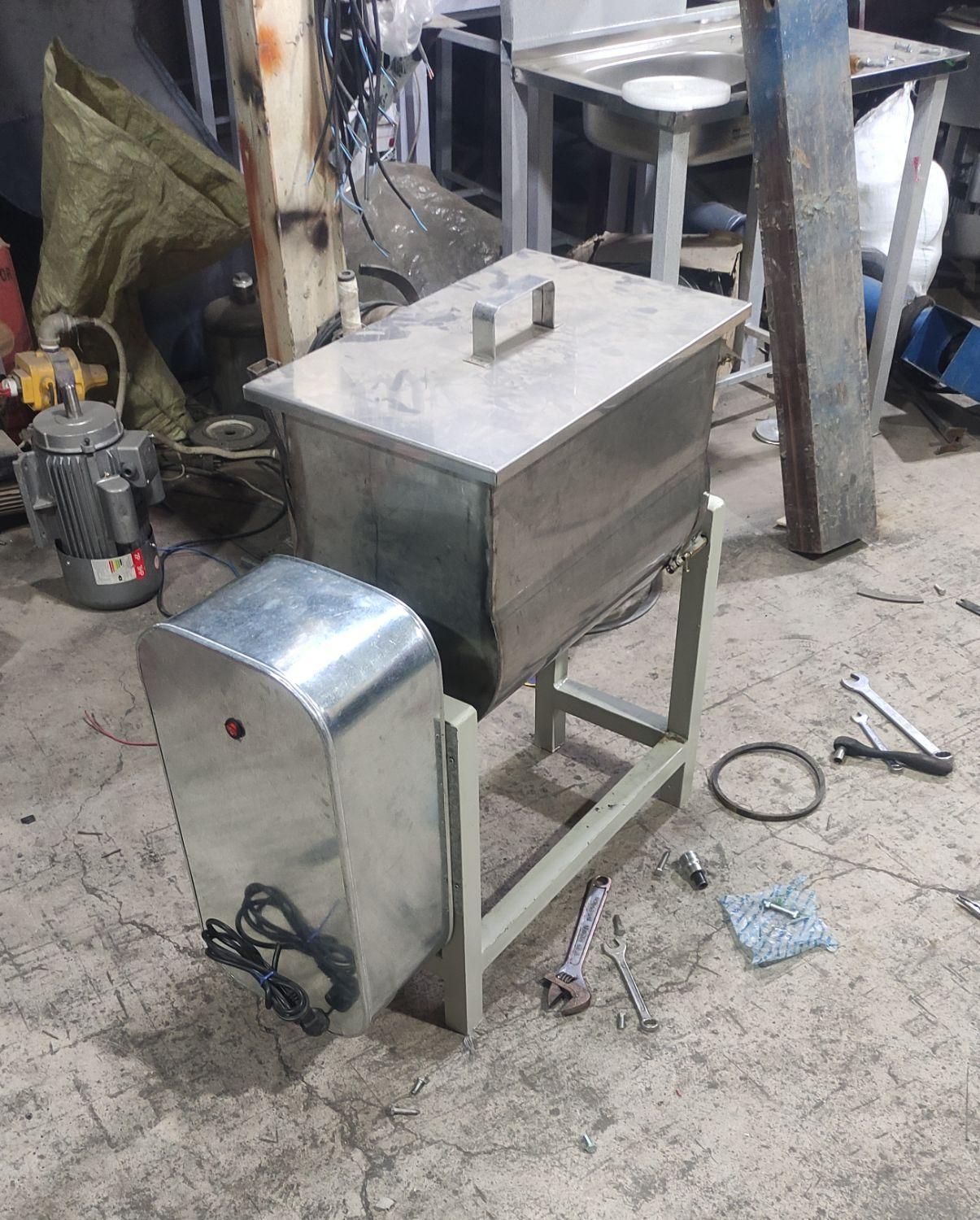 تولید و عرضه انواع میکسر و اوگر بالابر صنعتی|ماشینآلات صنعتی|مشهد, توس (بلوار توس)|دیوار