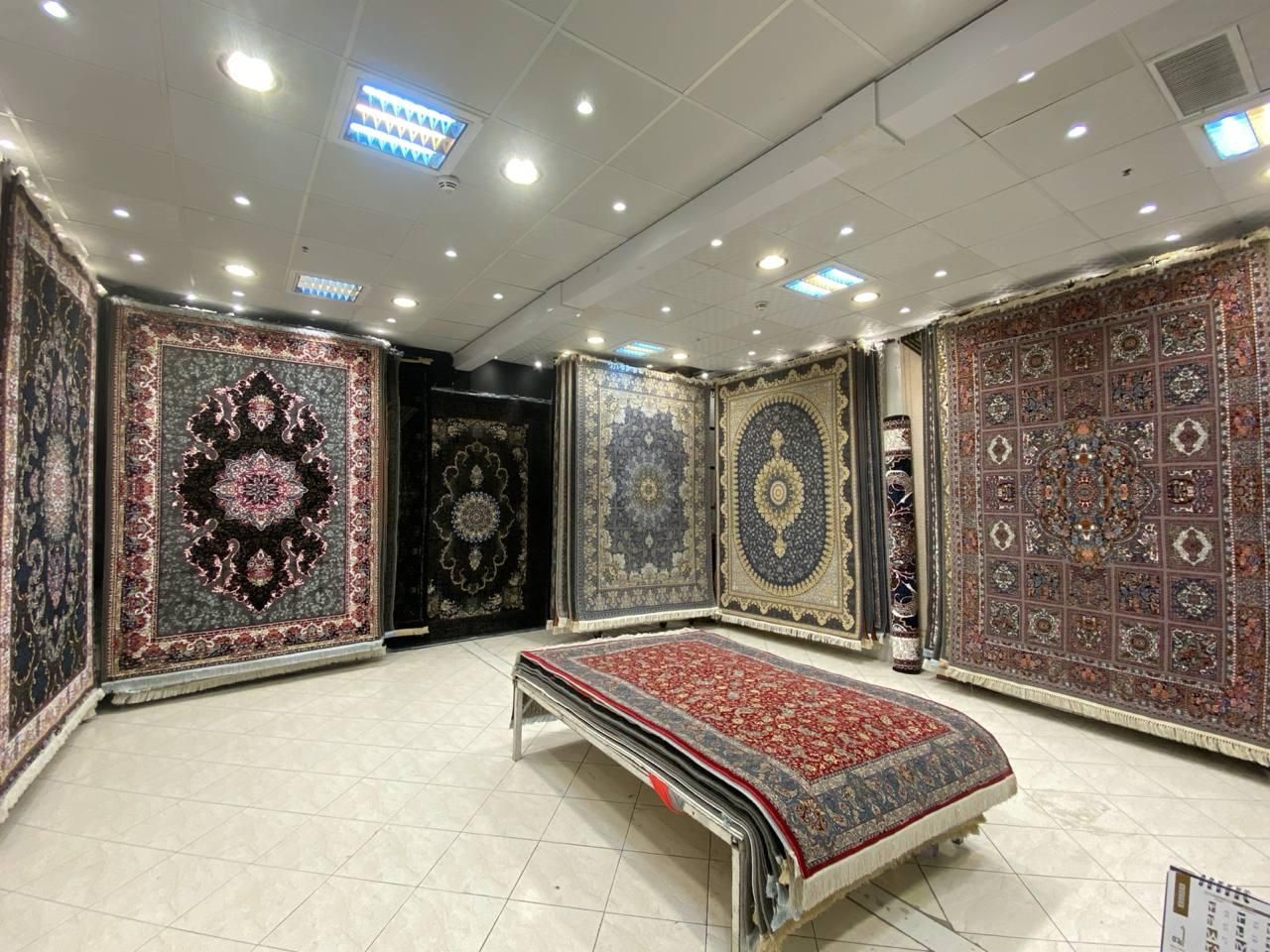 قالیچه افشان پتینه ۶ متری اقا سید اکبند تحویل فوری|فرش|مشهد, سپاد|دیوار