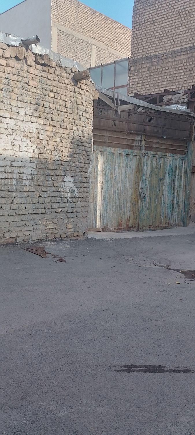 یک باب کارگاه معاوظه میشود با یک عدد نیسان|فروش دفتر صنعتی، کشاورزی، تجاری|اصفهان, ماشاده (رهنان)|دیوار