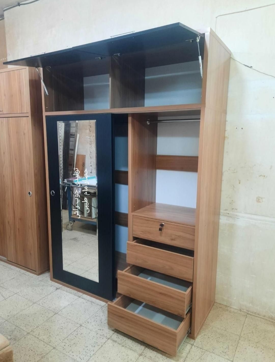 ساخت کنسول.میزتلوزیون.کمد.تخت.|کتابخانه، شلف، قفسههای دیواری|همدان, |دیوار