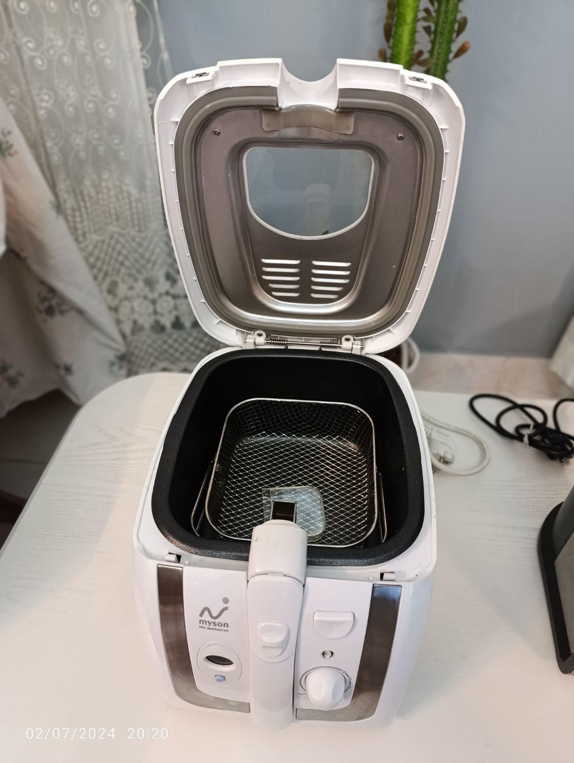 سرخ کن نو مناسب جهزیه|اجاق گاز و لوازم برقی پخت‌وپز|قزوین, |دیوار