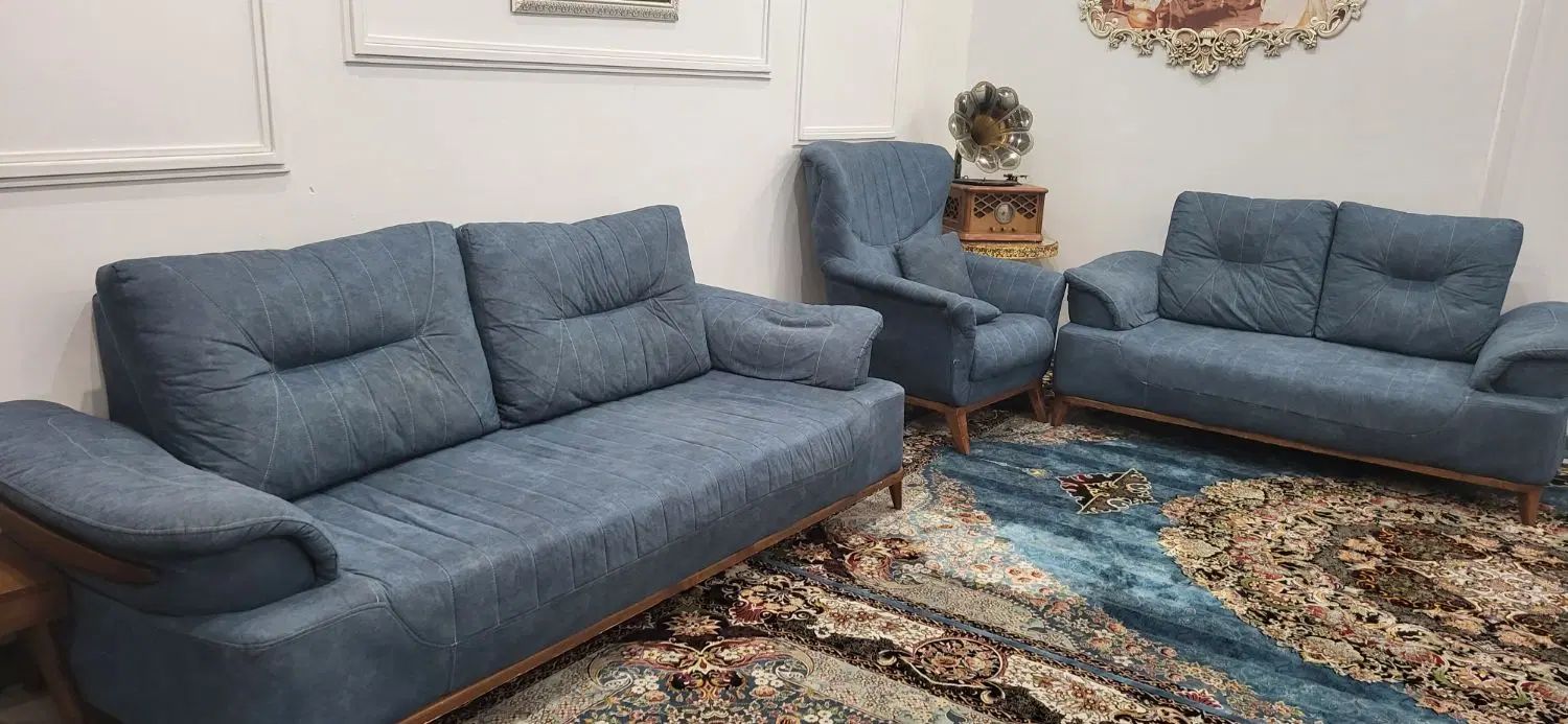 مبل ۷نفره|مبلمان خانگی و میز عسلی|مشهد, امام رضا (ع)|دیوار