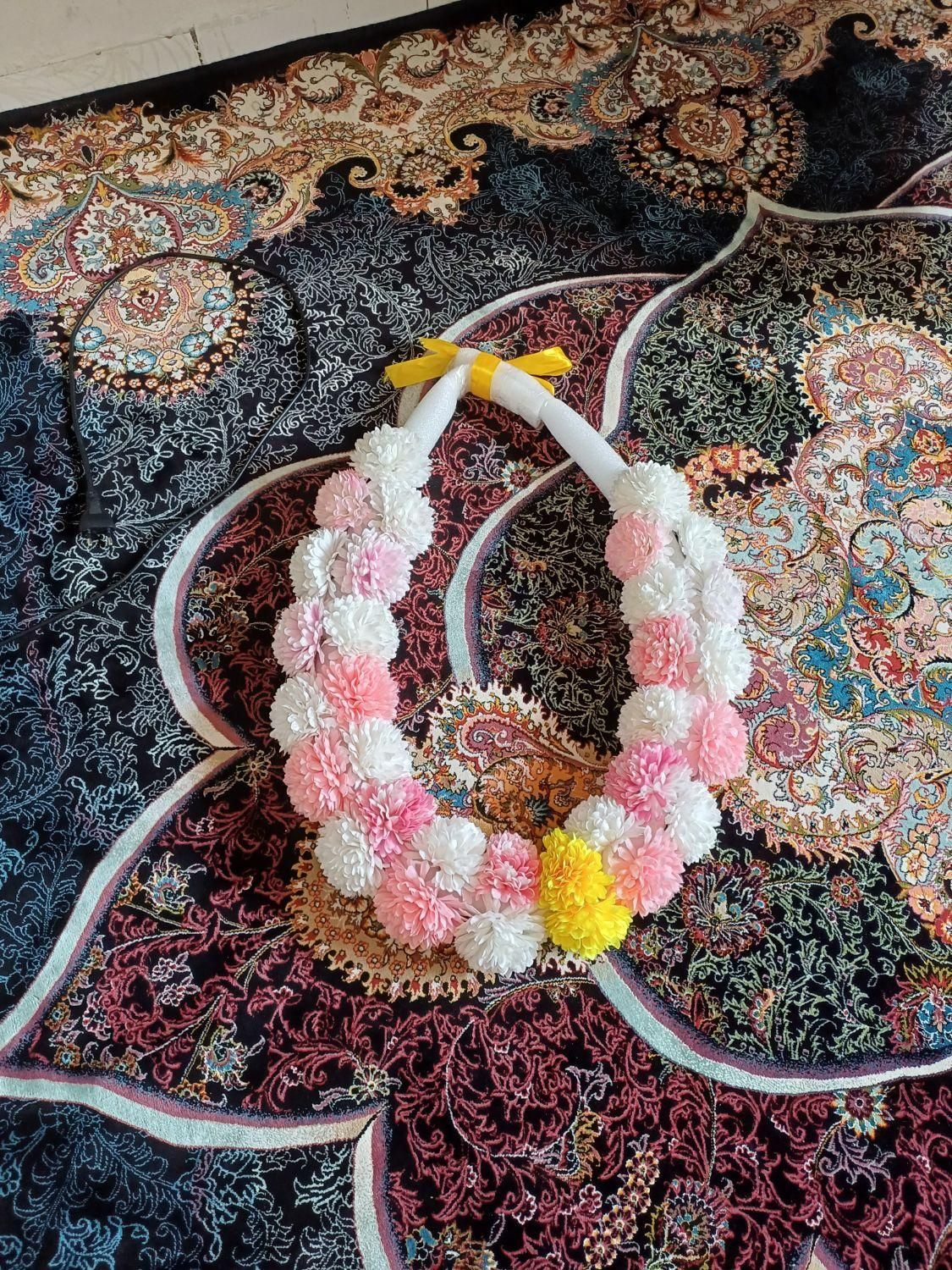 گل برای پیشواز عزیزان از مکه ورزش|گل مصنوعی|سقز, |دیوار