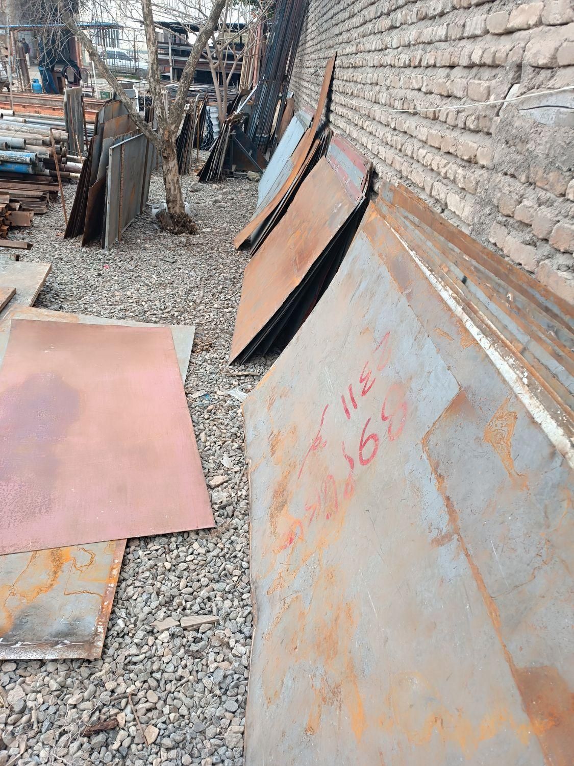 آهن دست دوم قوطی لوله حلب صفحه ورق  فنس تیرآهن|مصالح و تجهیزات ساختمان|گرگان, |دیوار