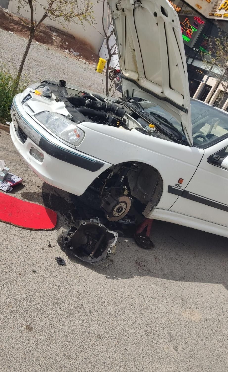 مکانیک سیار 66 پرند انواع ماشینهای ایرانی و خارجی|خدمات موتور و ماشین|پرند, فاز ۴|دیوار