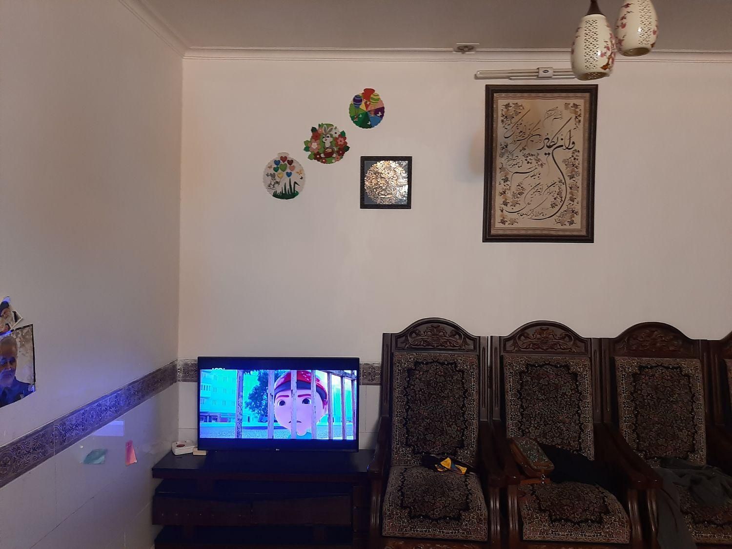 فروش خانه  ۹۰متری ۱ خوابه بین دستغیب ۶۱وتوکل آباد|فروش خانه و ویلا|کرمان, |دیوار