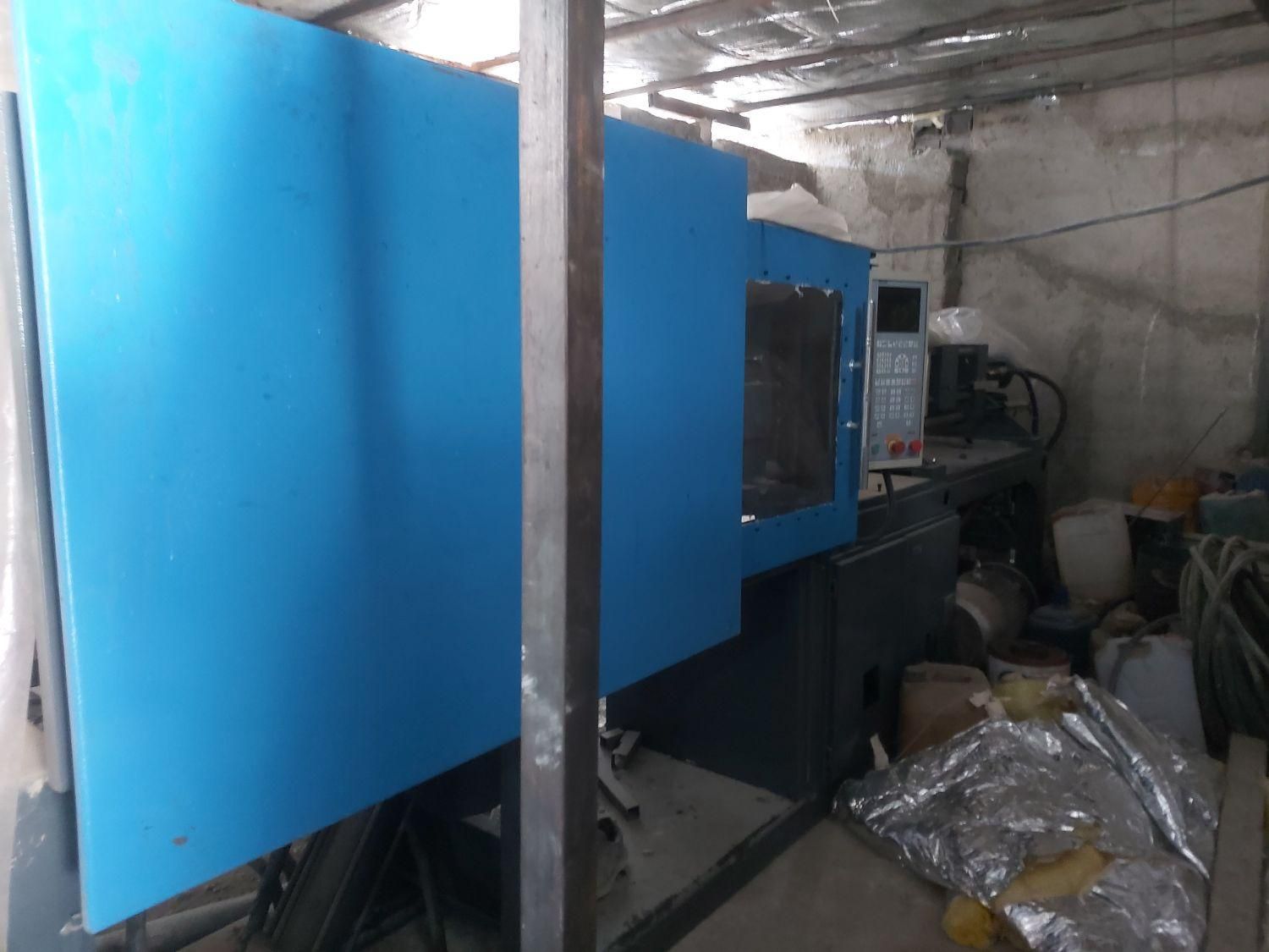 دستگاه تزریق ۳۵۰گرم|ماشینآلات صنعتی|پردیس, سیاه سنگ|دیوار