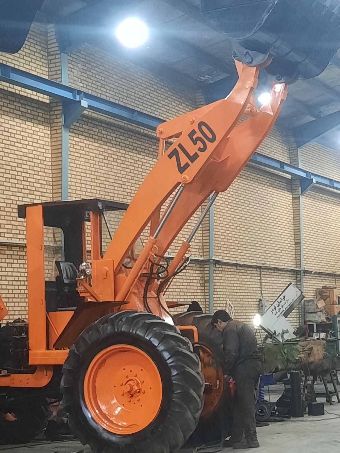 فروش تراکتور رومانی بیل عقب لودری طرح ۳جک ZL50|خودرو سنگین|مشهد, رباط طرق|دیوار