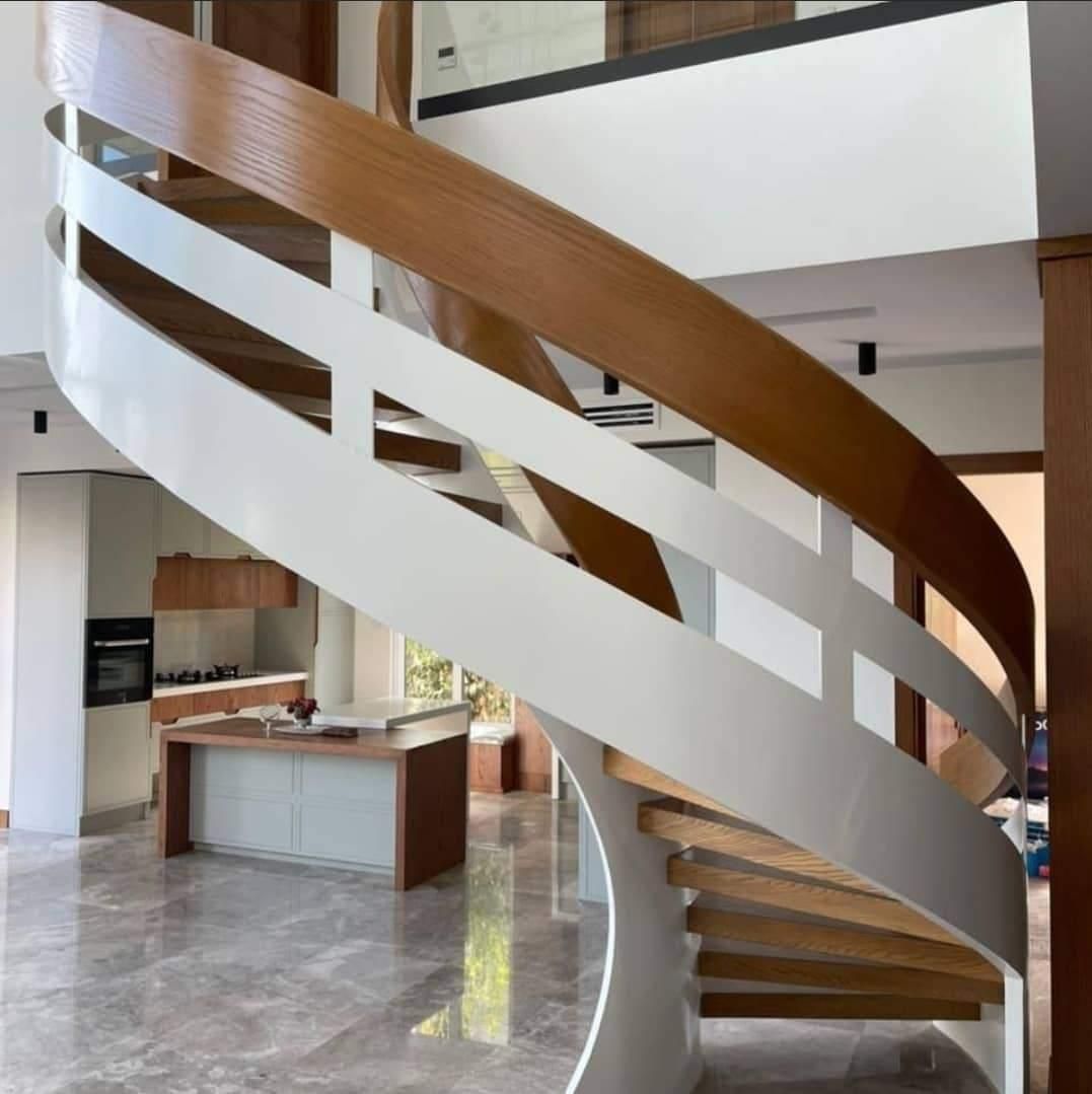 طراحی و ساخت پله گرد،پله دوبلکس،درب و نرده و حفاظ|خدمات پیشه و مهارت|تکاب, |دیوار